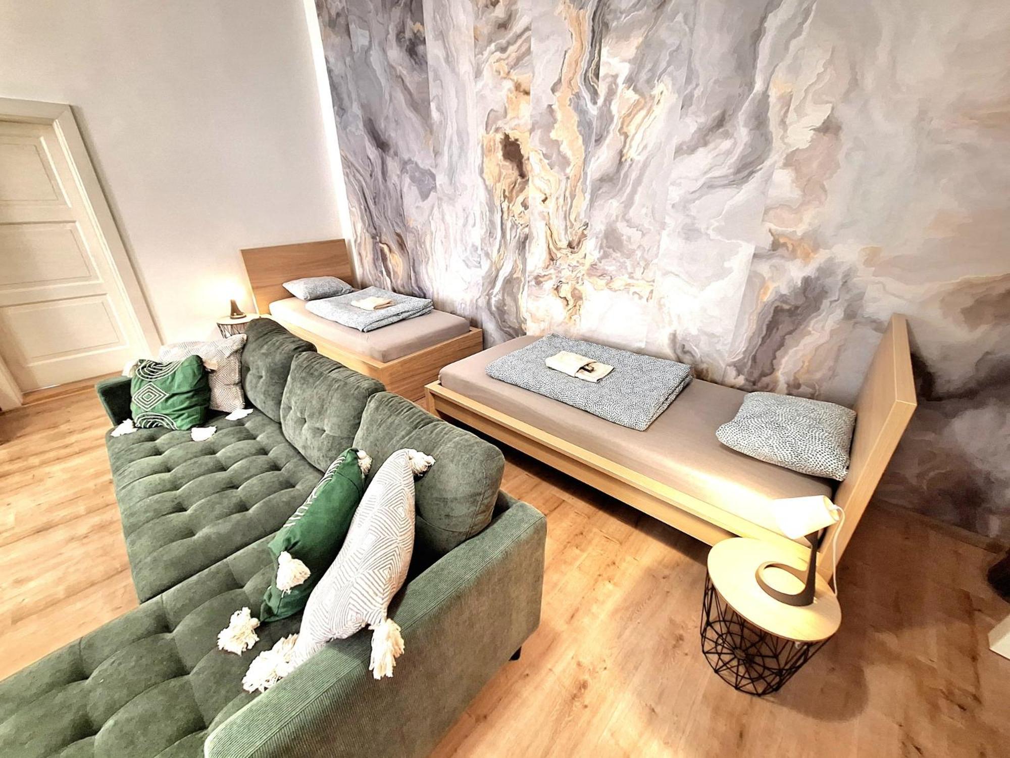 Apartment Emma - Old Town براتسيلافا المظهر الخارجي الصورة